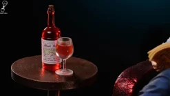 Sitting Dracule Mihawk - ONE PIECE Resin Statue - Brain Hole Studio