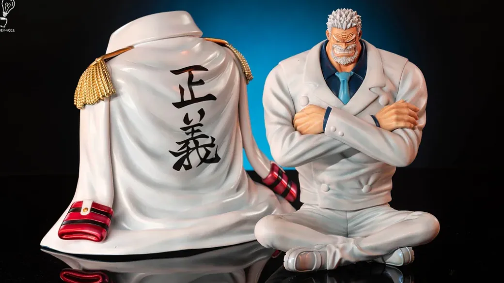 Sitting Monkey D. Garp - ONE PIECE Resin Statue - Brain Hole Studio