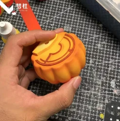 Sleepy Psyduck - Pokemon Resin Statue - MengShe Studio