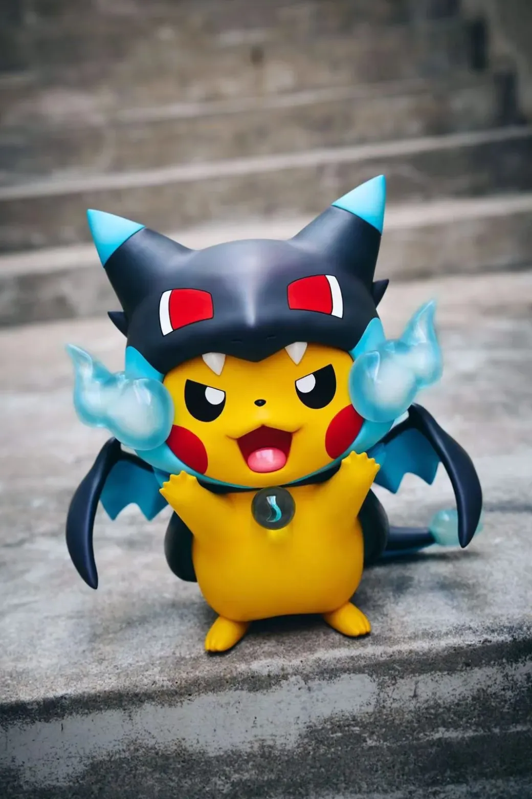 Small & 1/1 Scale Mega Charizard X Cosplay Pikachu - Pokemon Resin Statue - Unlimited Studios