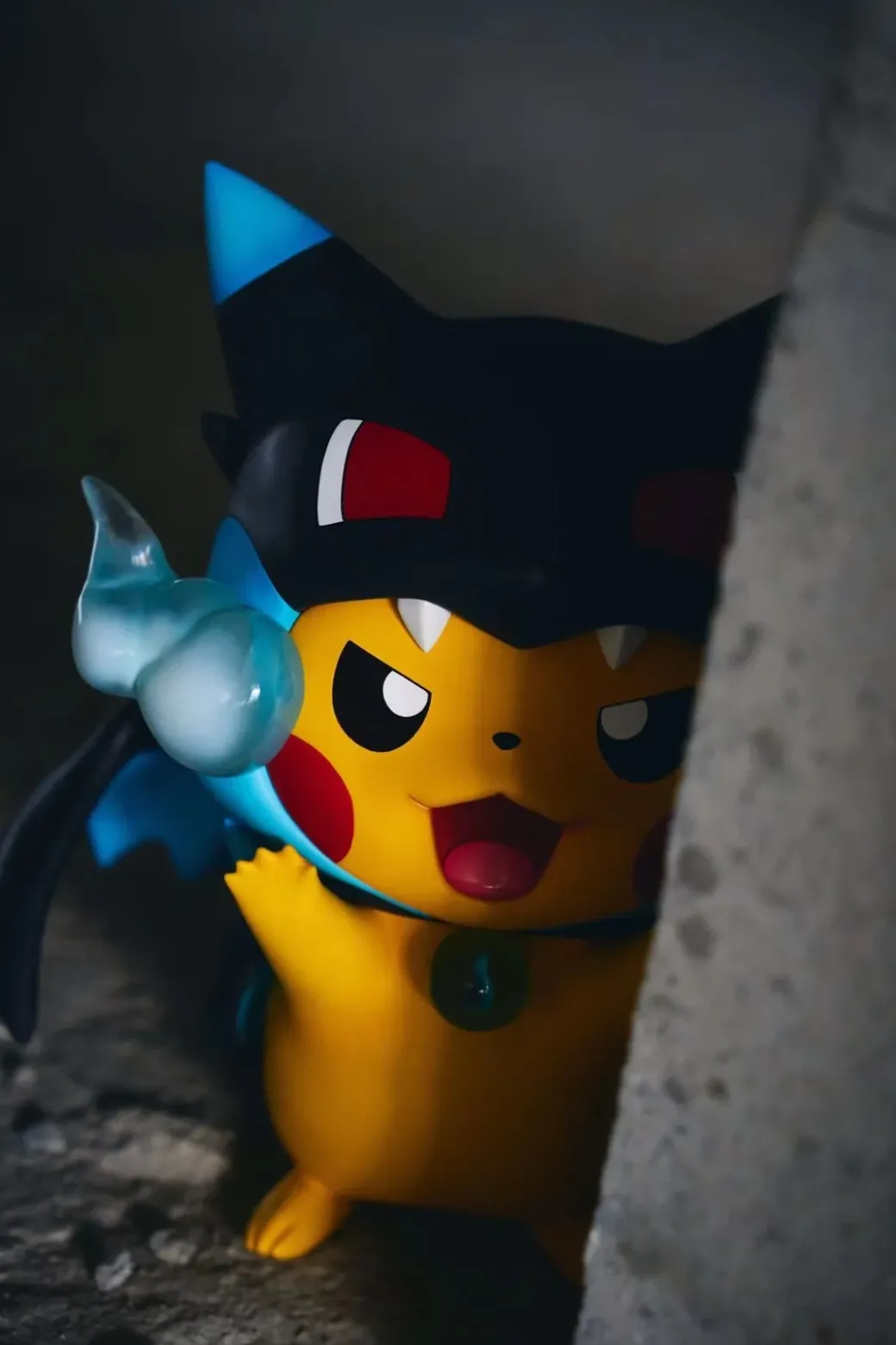 Small & 1/1 Scale Mega Charizard X Cosplay Pikachu - Pokemon Resin Statue - Unlimited Studios