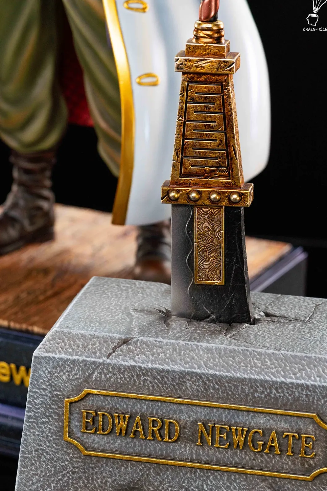 Standing Edward Newgate - ONE PIECE Resin Statue - Brain Hole Studio