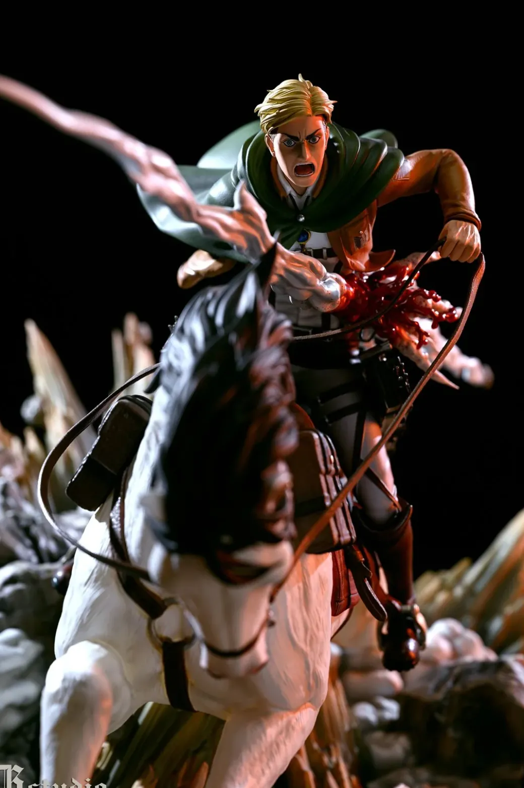 The 13th commander of Survey Corps Erwin Smith – Attack On Titan Resin Statue – JR Studio
