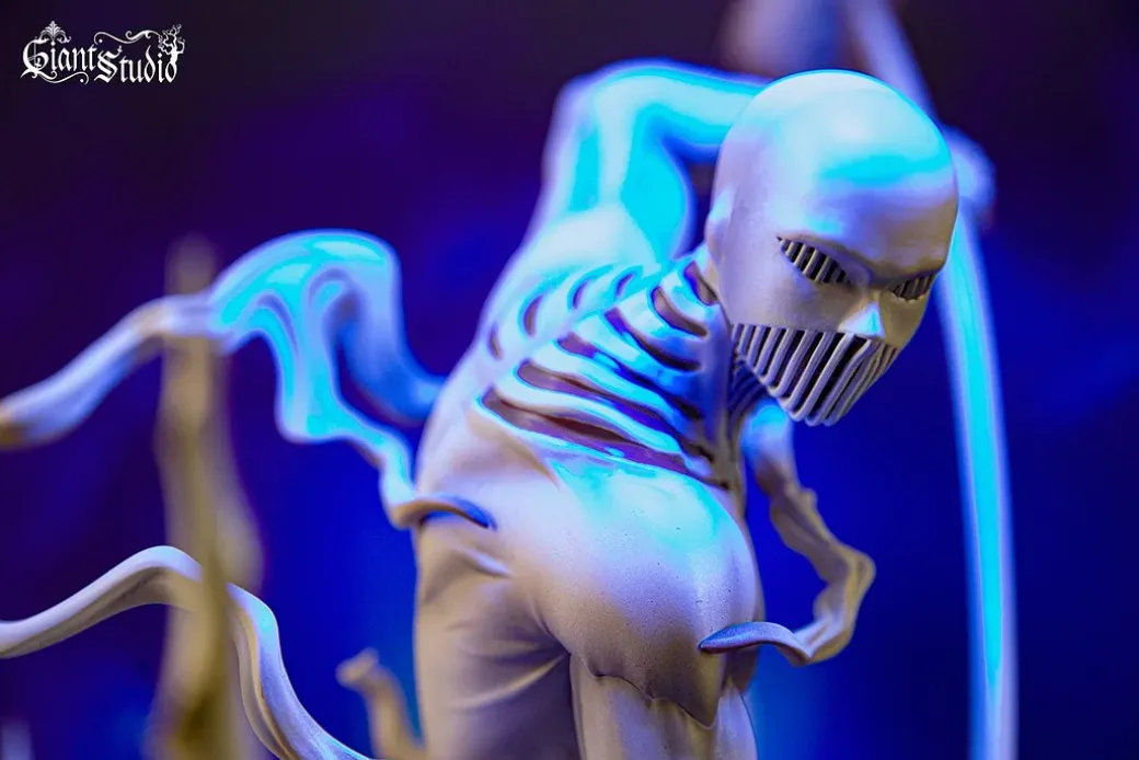 The War Hammer Titan - Attack On Titan Resin Statue - Giant Studio