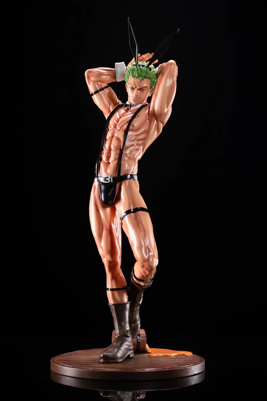 Working in Pub Roronoa Zoro - ONE PIECE Resin Statue - SunBird Studio