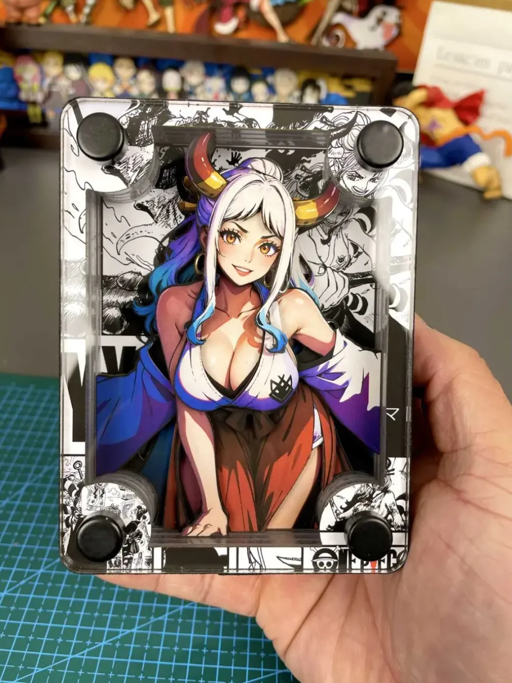 Yamato Card Stand Display - ONE PIECE - momo Studio